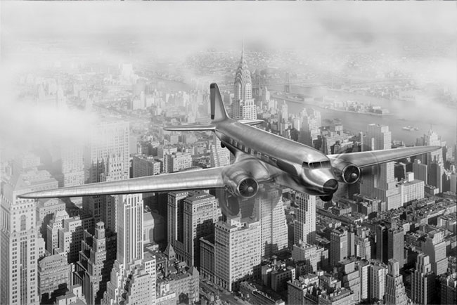 Papel pintado o fotomural avión clásico sobrevuela nueva york